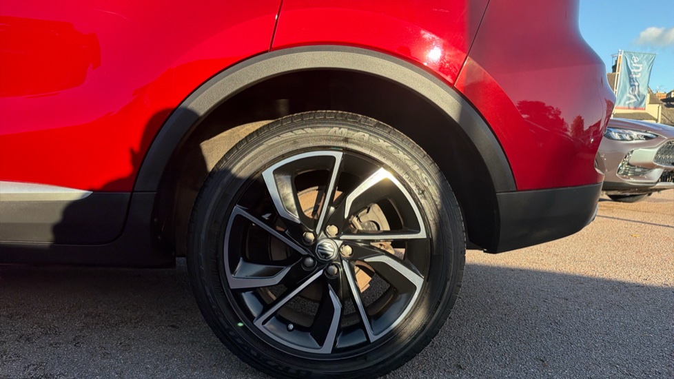 MG ZS 1.0T GDi Exclusive 5dr DCT Petrol Hatchback - Image 7