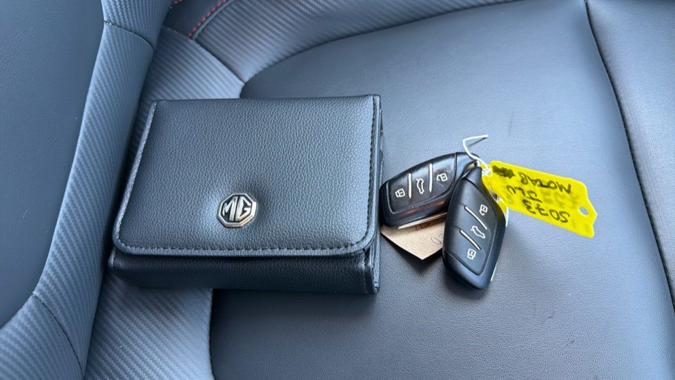 MG ZS 1.0T GDi Exclusive 5dr DCT Petrol Hatchback - Image 19