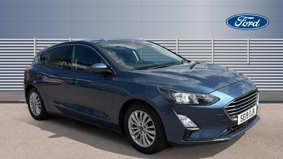 Ford Focus 1.0 EcoBoost 125 Titanium 5dr Petrol Hatchback - Image 1