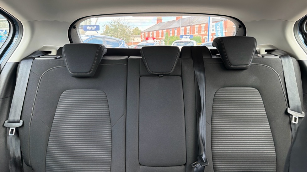 Ford Focus 1.0 EcoBoost 125 Titanium 5dr Petrol Hatchback - Image 15