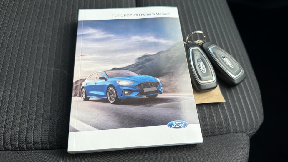 Ford Focus 1.0 EcoBoost 125 Titanium 5dr Petrol Hatchback - Image 19