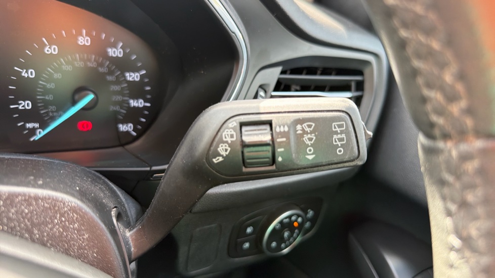 Ford Focus 1.0 EcoBoost 125 Titanium 5dr Petrol Hatchback - Image 35