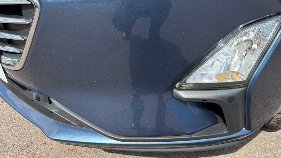 Ford Focus 1.0 EcoBoost 125 Titanium 5dr Petrol Hatchback - Image 45
