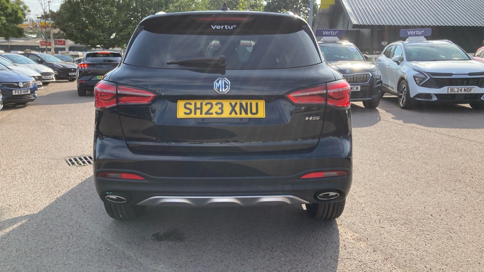 MG HS 1.5 T-GDI Exclusive 5dr Petrol Hatchback - Image 37