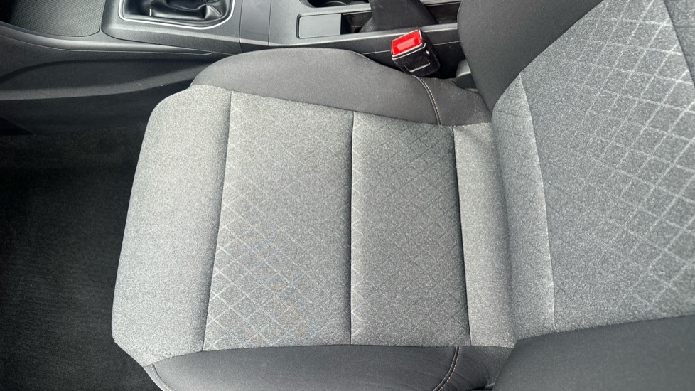 MG MG3 1.5 SE 5dr Petrol Hatchback - Image 19