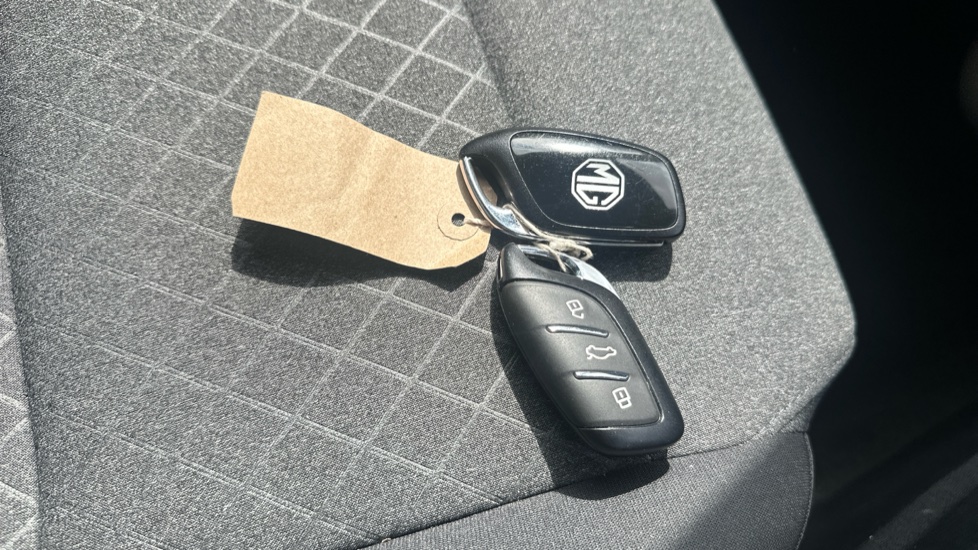 MG MG3 1.5 SE 5dr Petrol Hatchback - Image 20