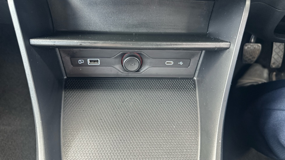 MG MG3 1.5 SE 5dr Petrol Hatchback - Image 29