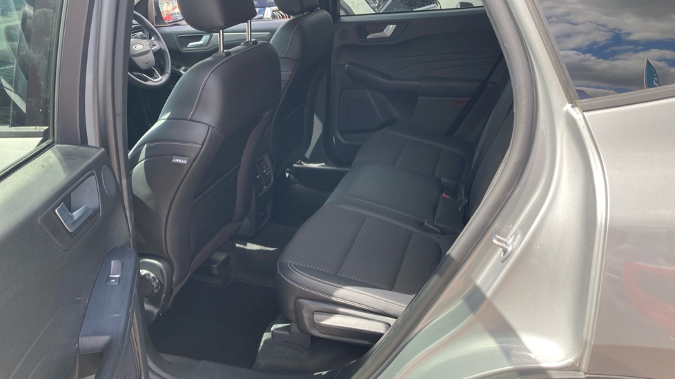 Ford Kuga 1.5 EcoBoost 150 Titanium Edition 5dr Petrol Estate - Image 16