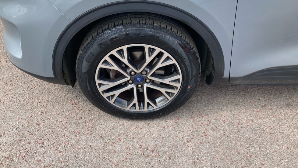 Ford Kuga 1.5 EcoBoost 150 Titanium Edition 5dr Petrol Estate - Image 34