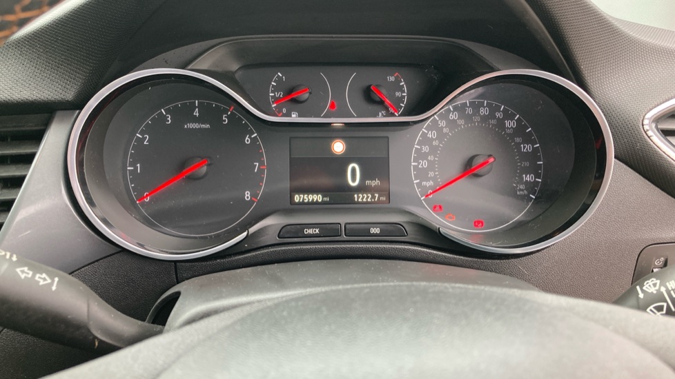 Vauxhall Crossland X 1.2 [83] Elite Nav 5dr Petrol Hatchback - Image 17