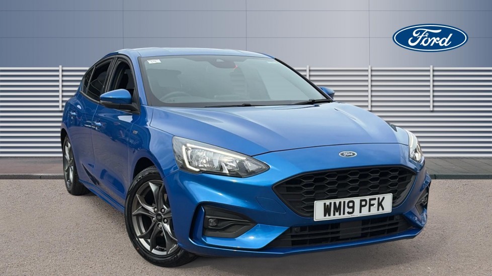 Ford Focus 1.0 EcoBoost 125 ST-Line 5dr Petrol Hatchback - Image 1