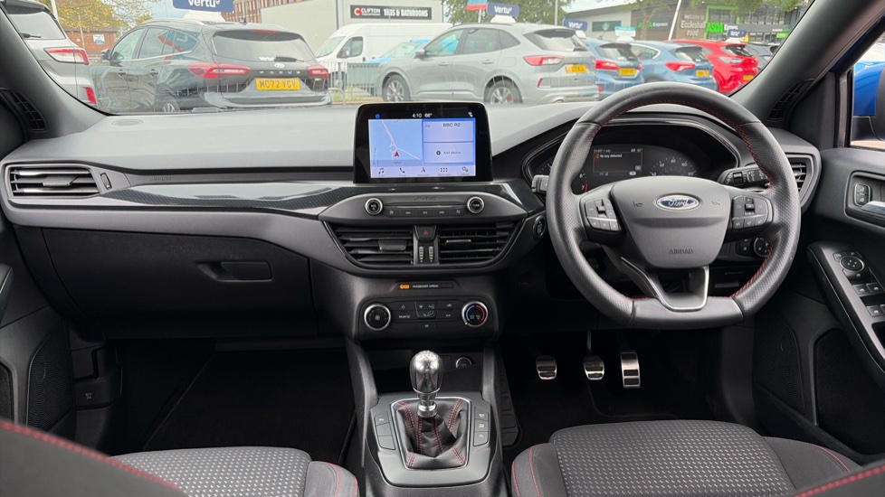 Ford Focus 1.0 EcoBoost 125 ST-Line 5dr Petrol Hatchback - Image 10