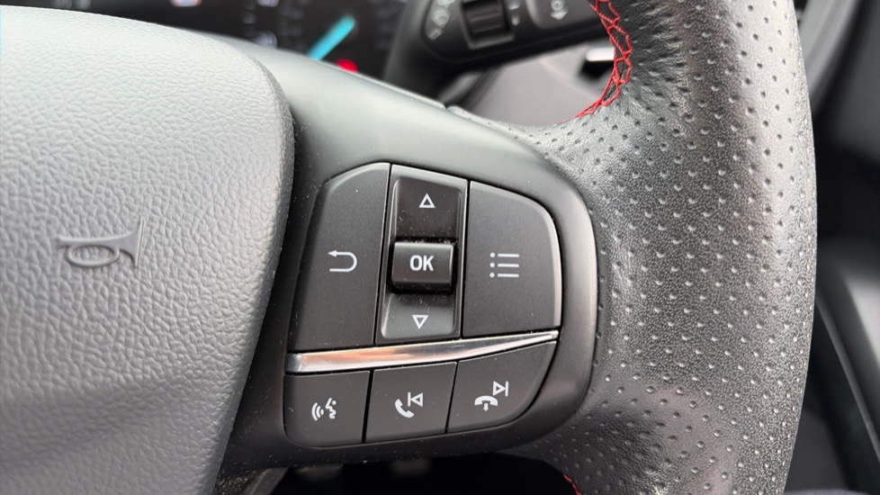 Ford Focus 1.0 EcoBoost 125 ST-Line 5dr Petrol Hatchback - Image 22