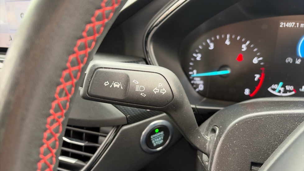 Ford Focus 1.0 EcoBoost 125 ST-Line 5dr Petrol Hatchback - Image 23