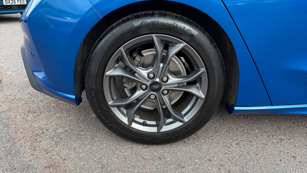 Ford Focus 1.0 EcoBoost 125 ST-Line 5dr Petrol Hatchback - Image 38