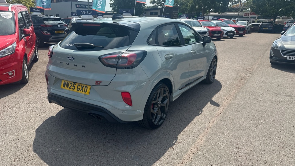Ford Puma ST 1.0 EcoBoost Hybrid mHEV 170 ST 5dr DCT Petrol Hatchback - Image 42