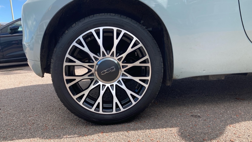 Fiat 500 1.0 Mild Hybrid Top 3dr Petrol Hatchback - Image 7