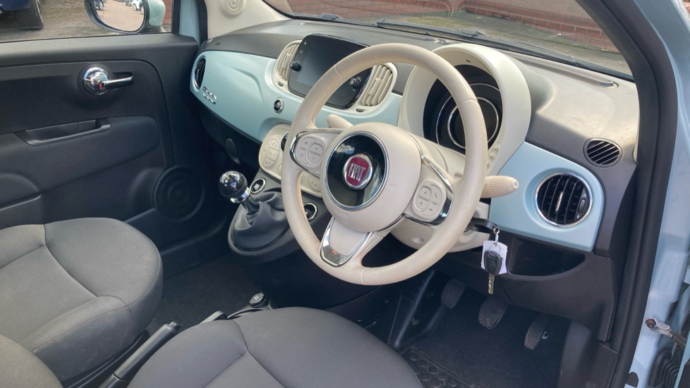 Fiat 500 1.0 Mild Hybrid Top 3dr Petrol Hatchback - Image 11