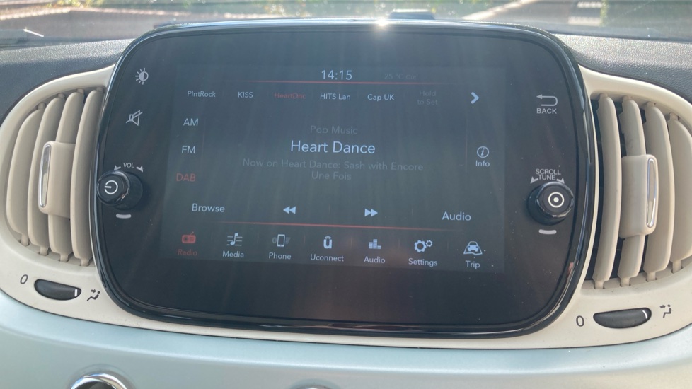 Fiat 500 1.0 Mild Hybrid Top 3dr Petrol Hatchback - Image 21