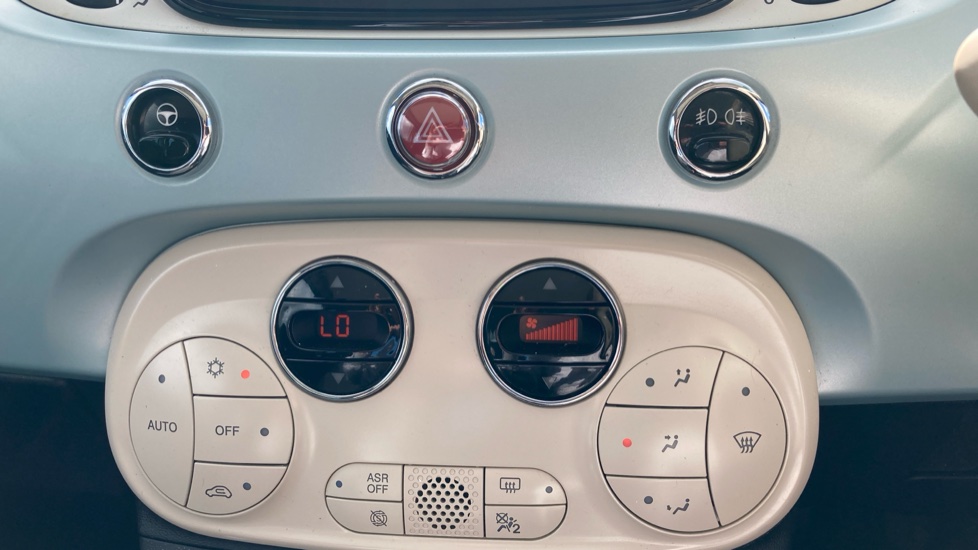 Fiat 500 1.0 Mild Hybrid Top 3dr Petrol Hatchback - Image 26
