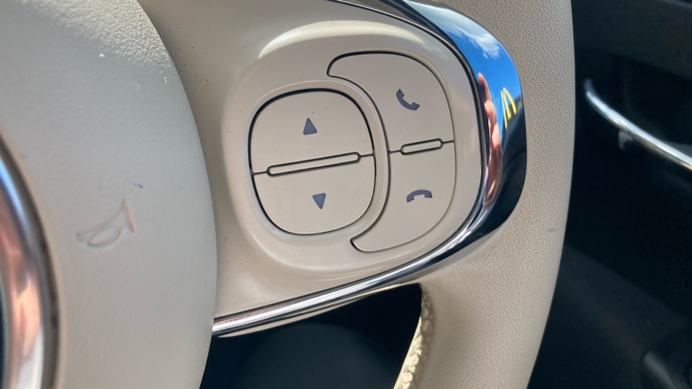 Fiat 500 1.0 Mild Hybrid Top 3dr Petrol Hatchback - Image 33