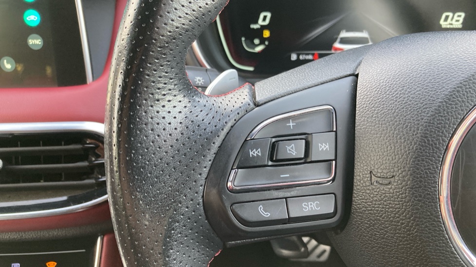 MG HS 1.5 T-GDI Trophy 5dr DCT Petrol Hatchback - Image 32