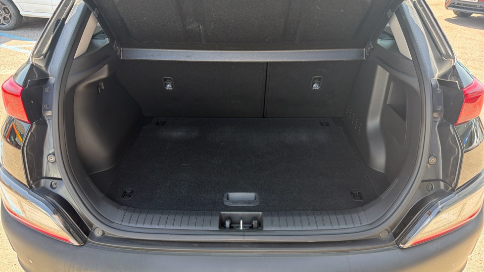 Hyundai KONA 1.0 TGDi 48V MHEV SE Connect 5dr Petrol Hatchback - Image 4