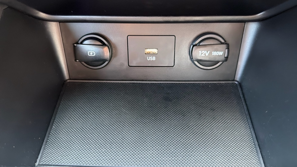 Hyundai KONA 1.0 TGDi 48V MHEV SE Connect 5dr Petrol Hatchback - Image 26