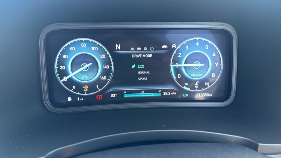 Hyundai KONA 1.0 TGDi 48V MHEV SE Connect 5dr Petrol Hatchback - Image 32