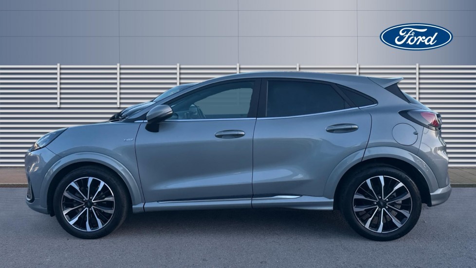 Ford Puma 1.0 EcoBoost Hybr mHEV 155 ST-Line Vignale 5dr DCT Petrol Hatchback - Image 5