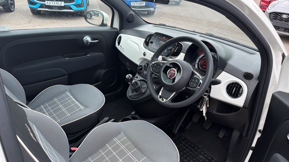 Fiat 500 1.0 Mild Hybrid Lounge 3dr Petrol Hatchback - Image 11