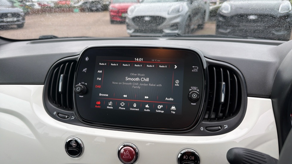 Fiat 500 1.0 Mild Hybrid Lounge 3dr Petrol Hatchback - Image 12