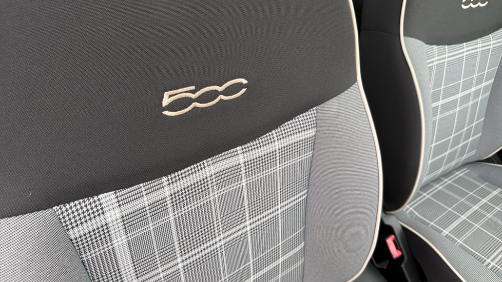 Fiat 500 1.0 Mild Hybrid Lounge 3dr Petrol Hatchback - Image 21