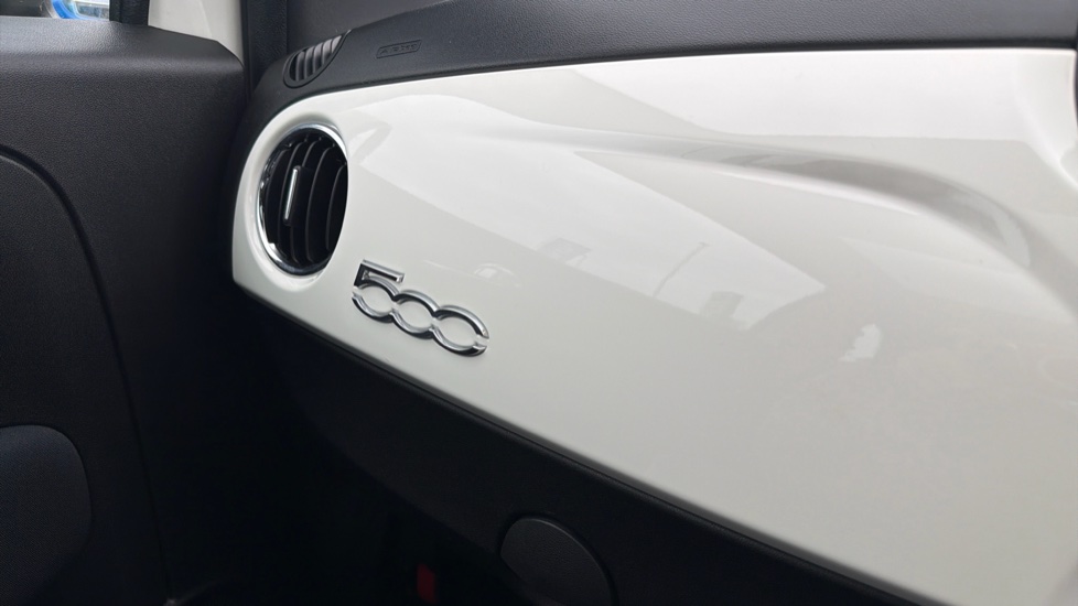Fiat 500 1.0 Mild Hybrid Lounge 3dr Petrol Hatchback - Image 24