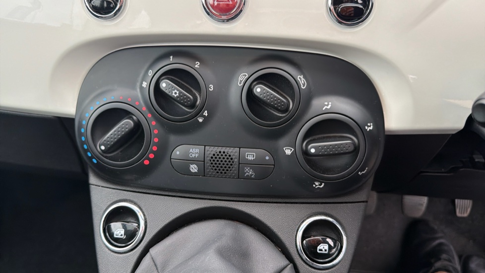 Fiat 500 1.0 Mild Hybrid Lounge 3dr Petrol Hatchback - Image 25