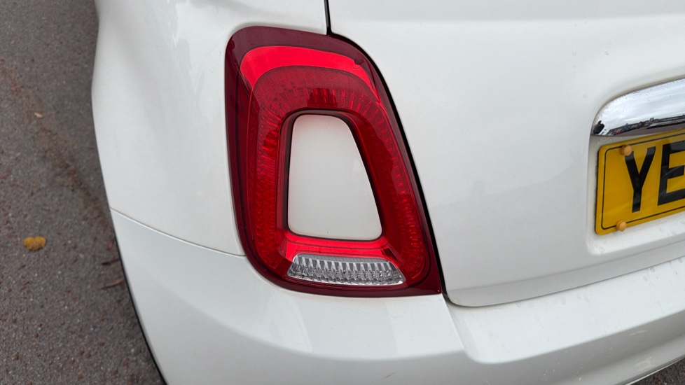 Fiat 500 1.0 Mild Hybrid Lounge 3dr Petrol Hatchback - Image 39