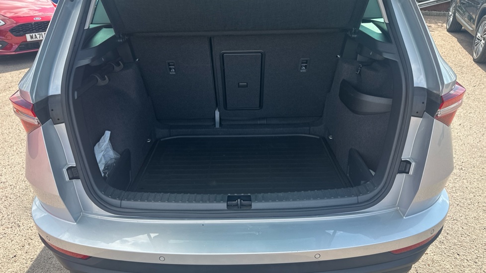 Skoda Karoq 1.5 TSI SE Drive 5dr DSG Petrol Estate - Image 4