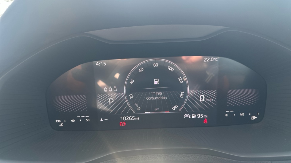 Skoda Karoq 1.5 TSI SE Drive 5dr DSG Petrol Estate - Image 18