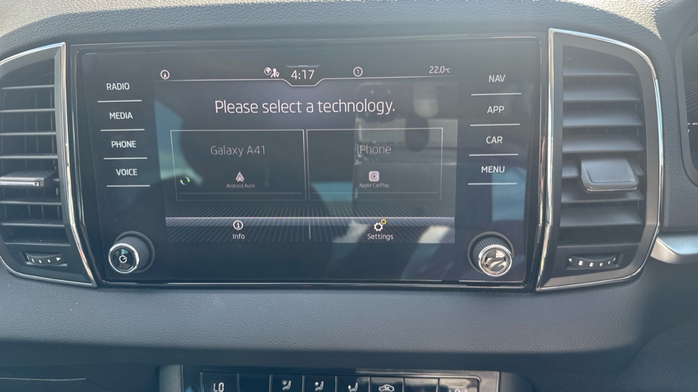 Skoda Karoq 1.5 TSI SE Drive 5dr DSG Petrol Estate - Image 26
