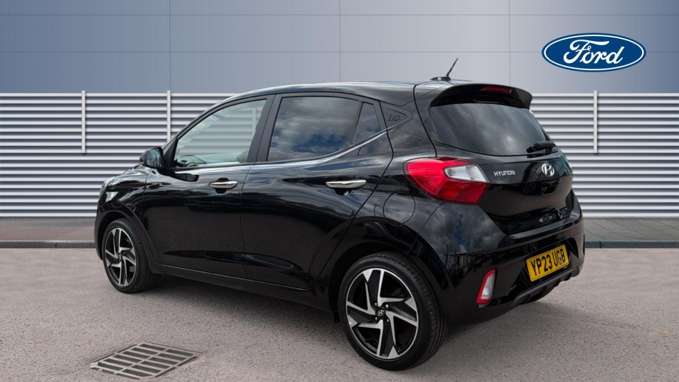 Hyundai i10 1.0 MPi Premium 5dr Petrol Hatchback - Image 2