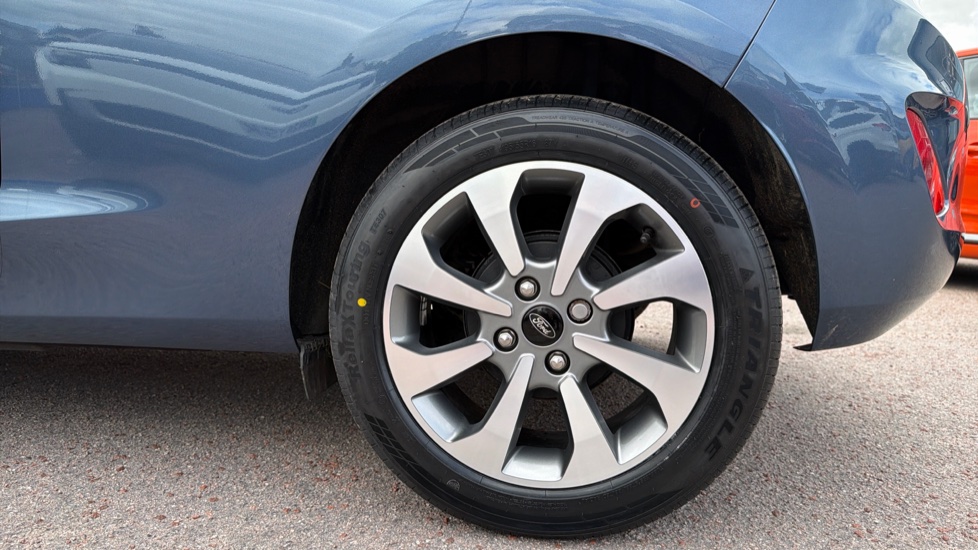 Ford Fiesta 1.1 75 Trend 3dr Petrol Hatchback - Image 7