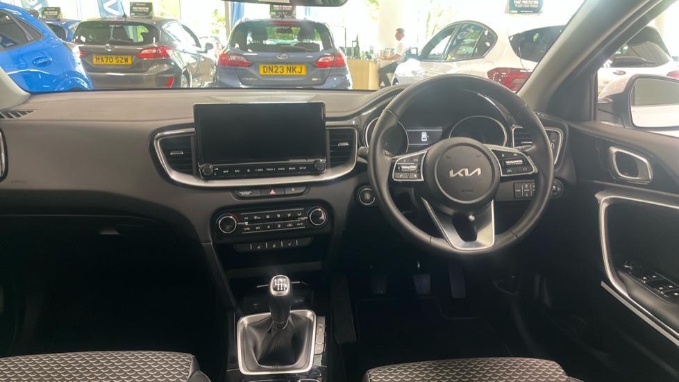 Kia Xceed 1.5T GDi ISG 138 3 5dr Petrol Hatchback - Image 10