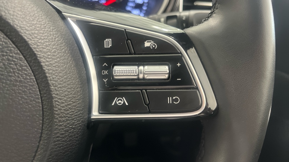 Kia Xceed 1.5T GDi ISG 138 3 5dr Petrol Hatchback - Image 23