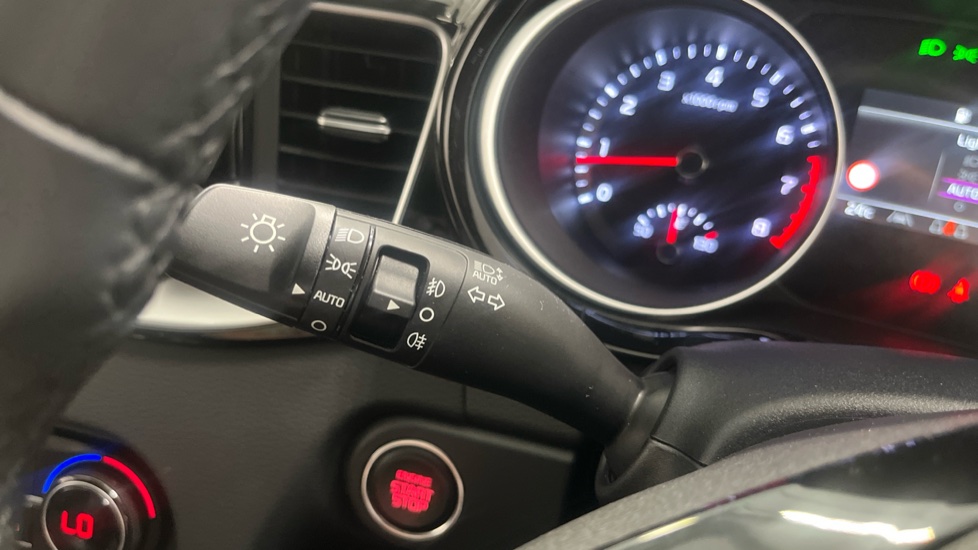 Kia Xceed 1.5T GDi ISG 138 3 5dr Petrol Hatchback - Image 27