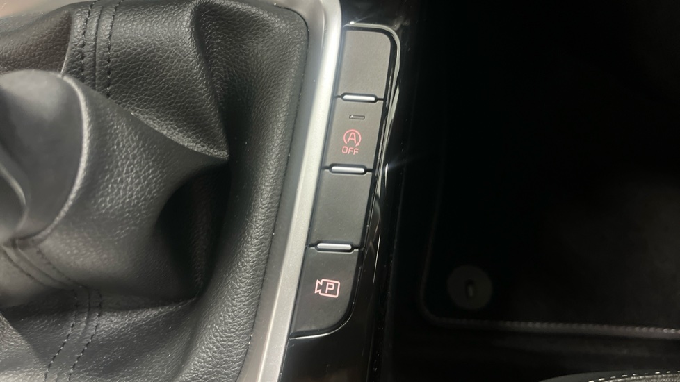 Kia Xceed 1.5T GDi ISG 138 3 5dr Petrol Hatchback - Image 39
