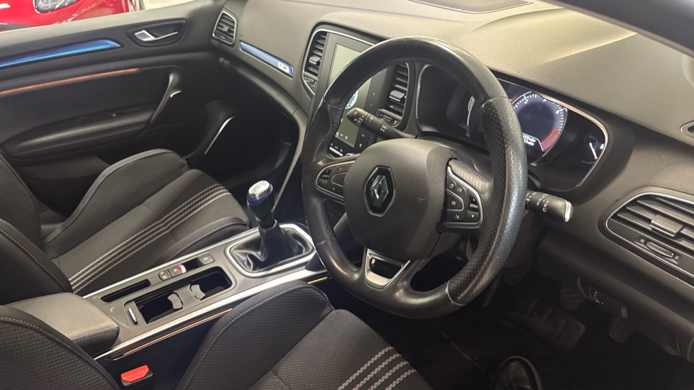Renault Megane 1.5 Blue dCi 115 GT Line 5dr Diesel Hatchback - Image 11