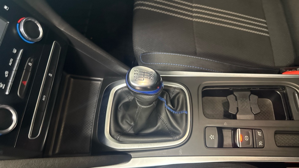 Renault Megane 1.5 Blue dCi 115 GT Line 5dr Diesel Hatchback - Image 13
