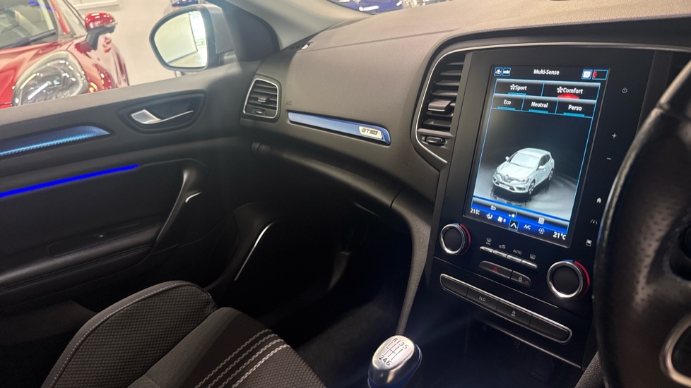 Renault Megane 1.5 Blue dCi 115 GT Line 5dr Diesel Hatchback - Image 30
