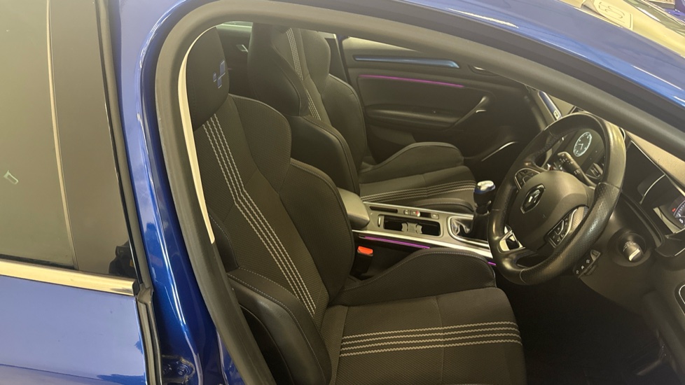 Renault Megane 1.5 Blue dCi 115 GT Line 5dr Diesel Hatchback - Image 59