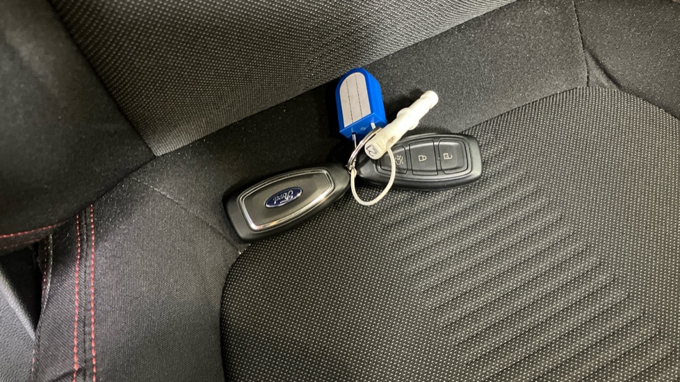 Ford Fiesta 1.0 EcoBoost ST-Line 5dr Petrol Hatchback - Image 20